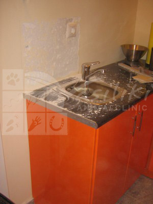 Consult room preparing2